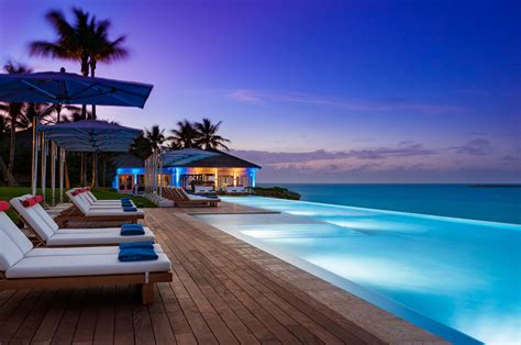 Bond in The Bahamas: The One and Only Ocean Club.